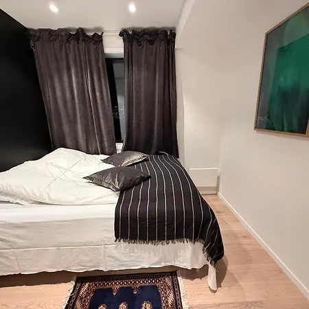 Borealis, Flat At Vervet Tromsø